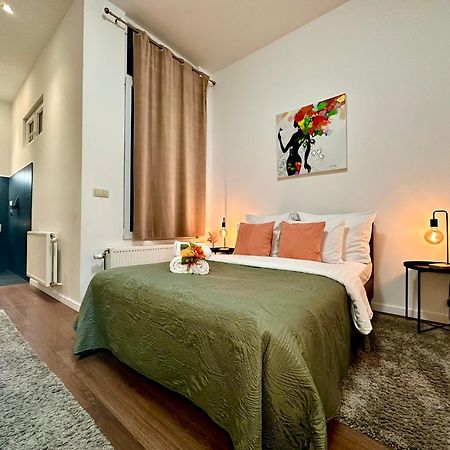 Luxury Suites Centrum By Rikas Hotels Antwerpen Bagian luar foto