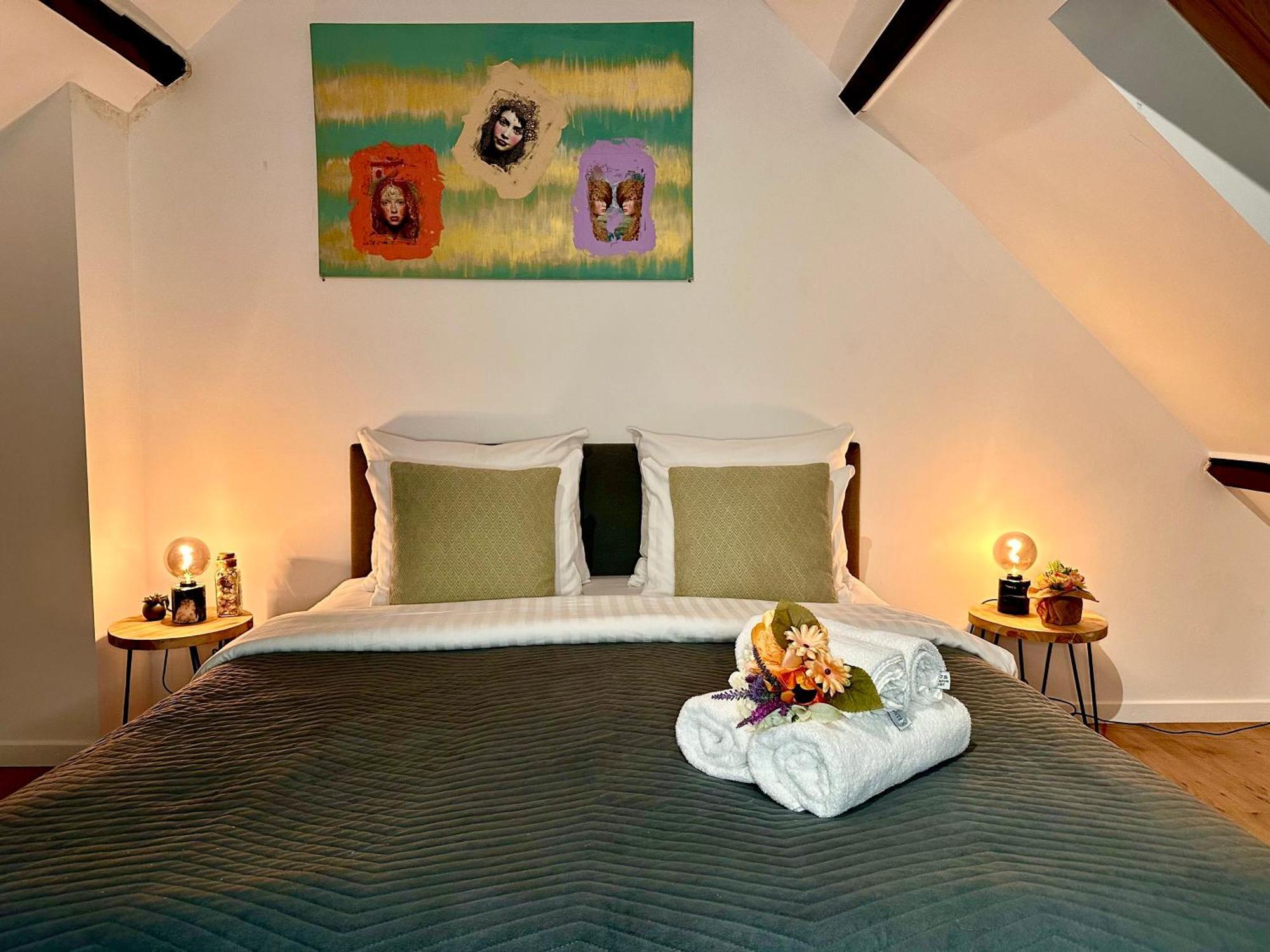 Luxury Suites Centrum By Rikas Hotels Antwerpen Bagian luar foto