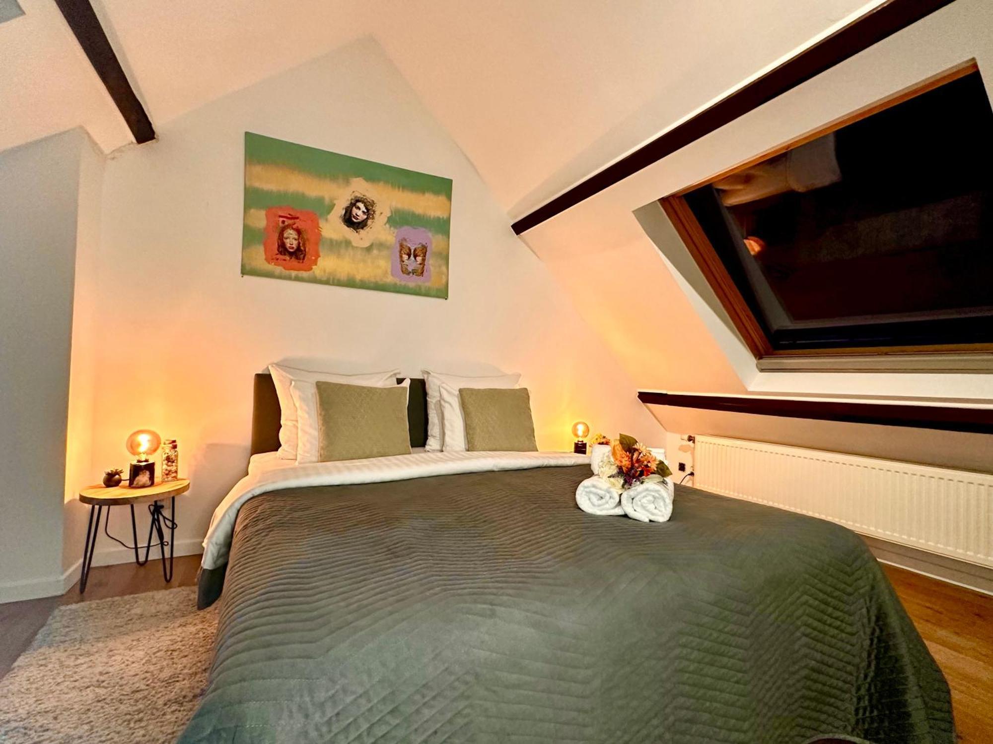 Luxury Suites Centrum By Rikas Hotels Antwerpen Bagian luar foto