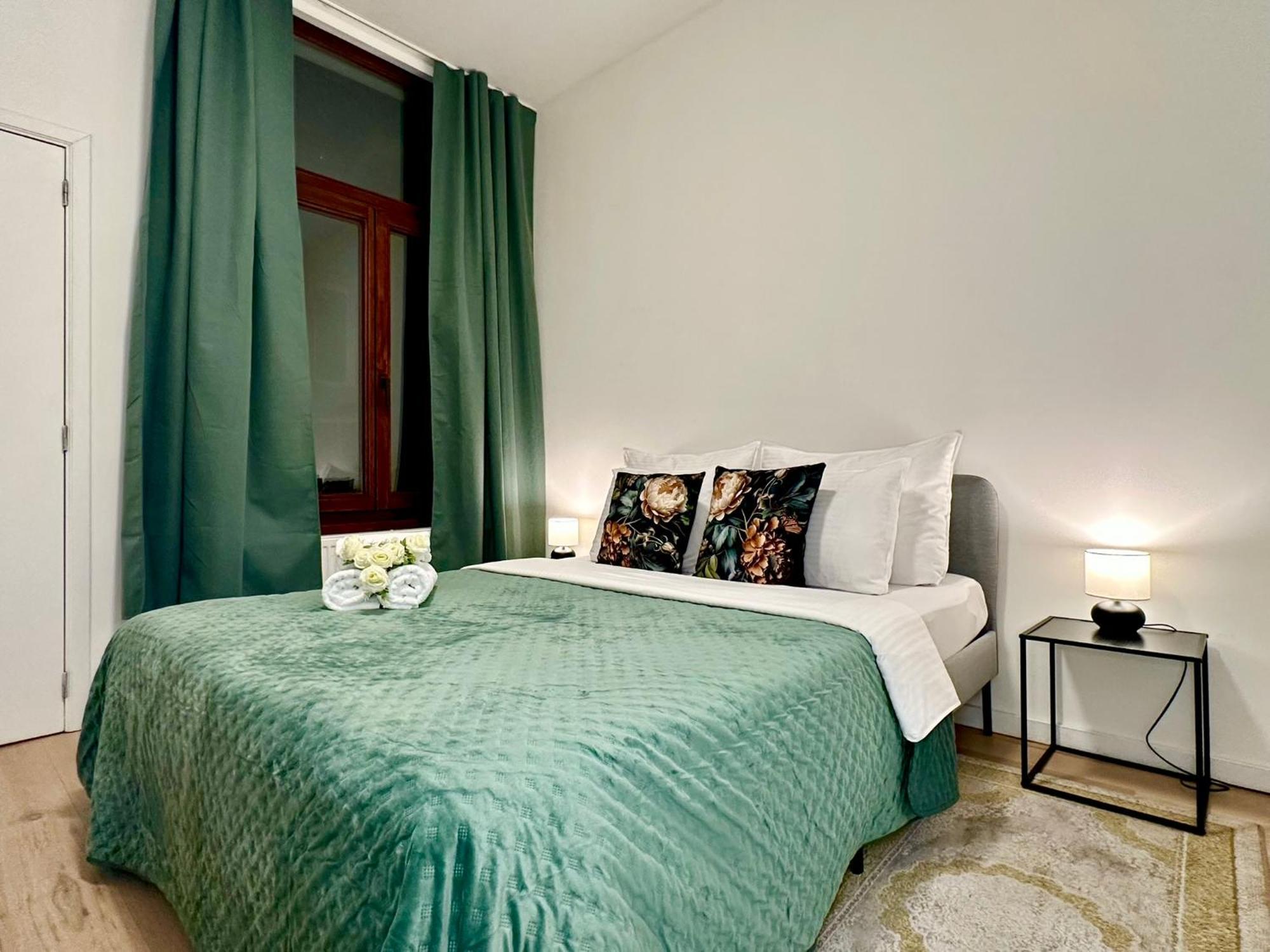 Luxury Suites Centrum By Rikas Hotels Antwerpen Bagian luar foto
