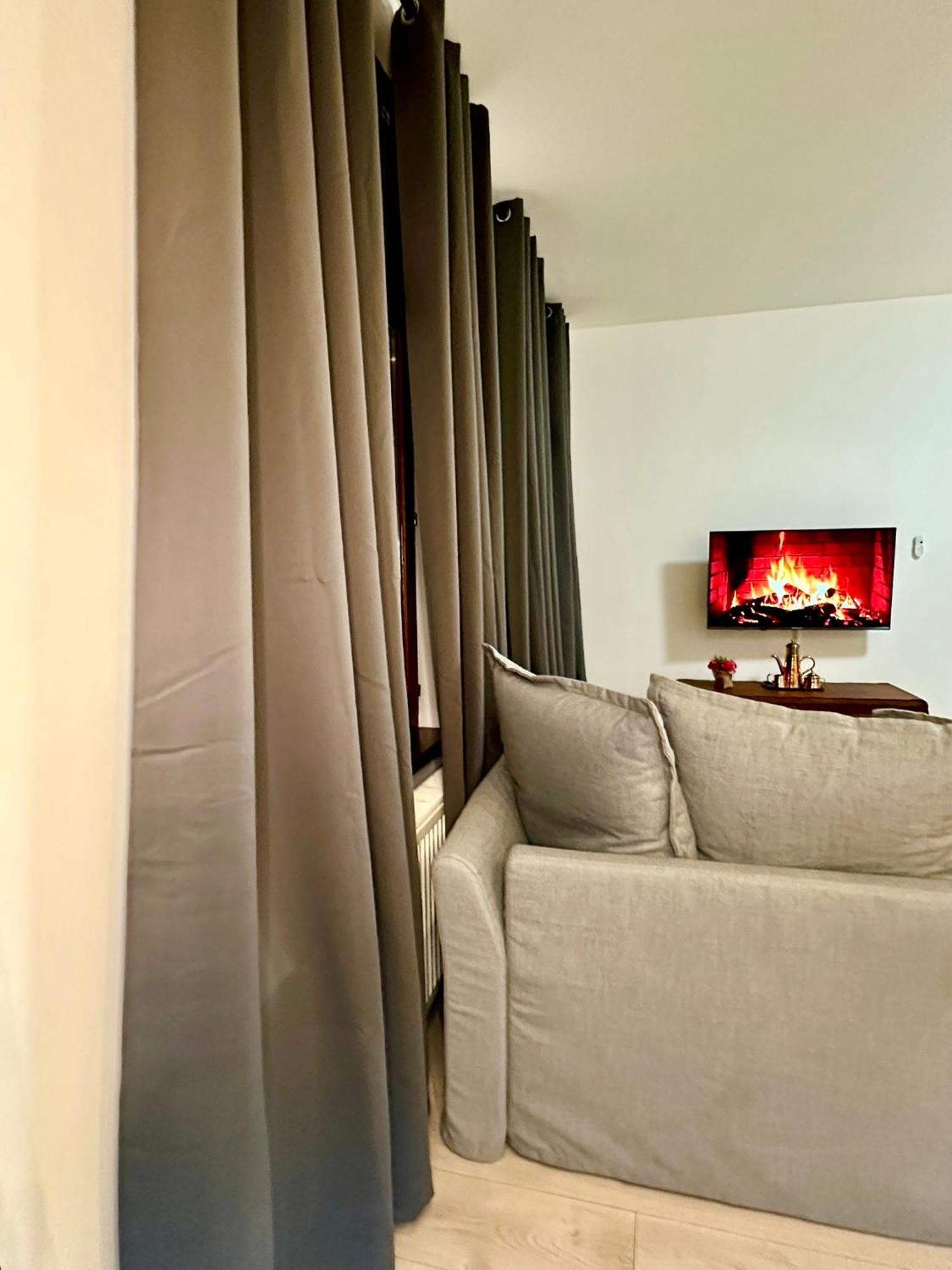 Luxury Suites Centrum By Rikas Hotels Antwerpen Bagian luar foto
