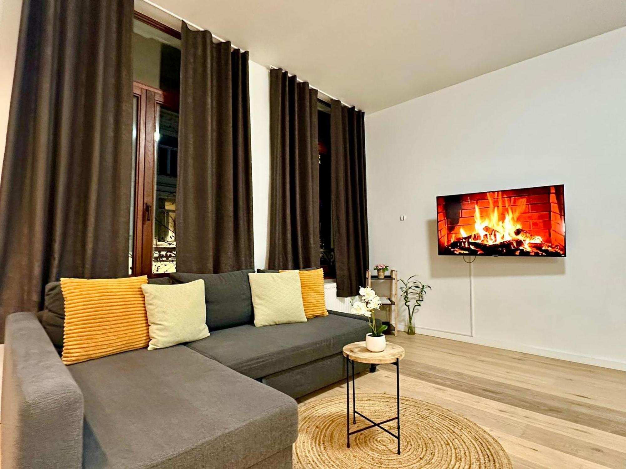 Luxury Suites Centrum By Rikas Hotels Antwerpen Bagian luar foto