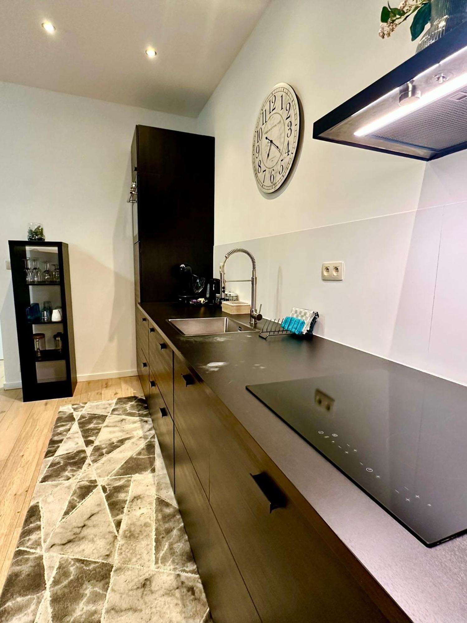 Luxury Suites Centrum By Rikas Hotels Antwerpen Bagian luar foto