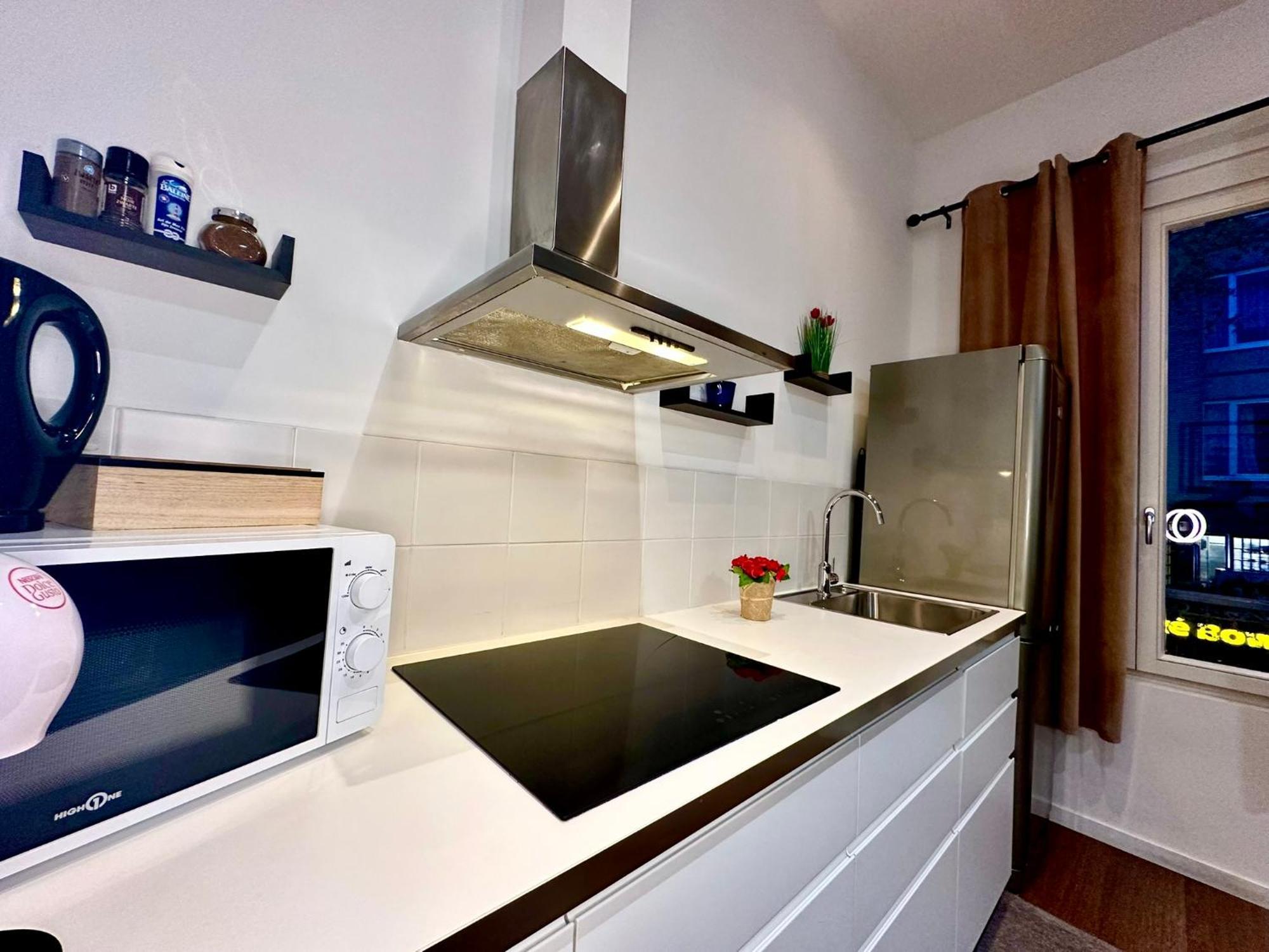 Luxury Suites Centrum By Rikas Hotels Antwerpen Bagian luar foto